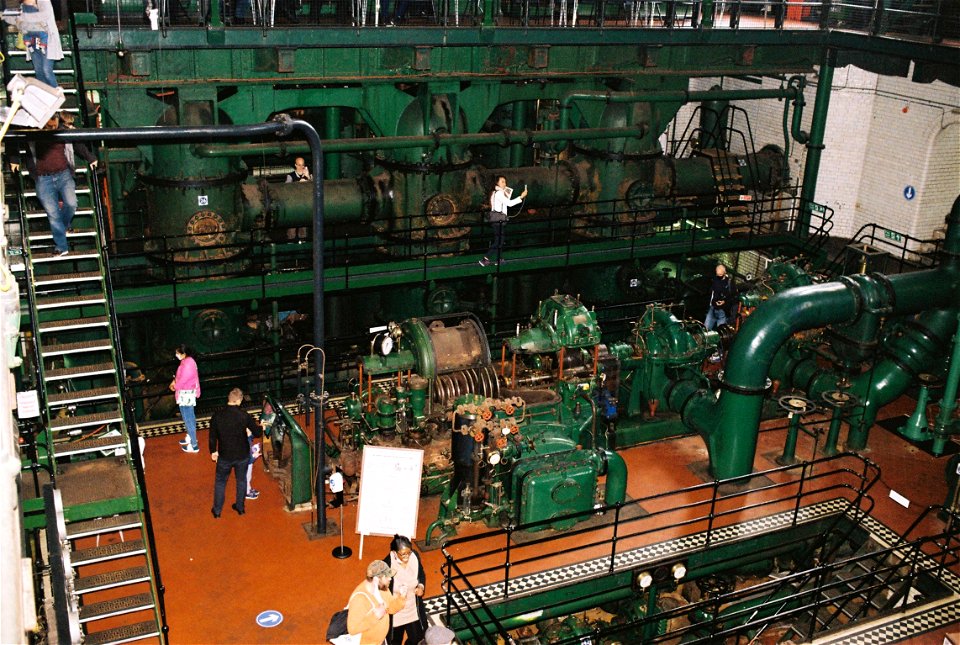 The pumps of No. 7 engine and one of the steam turbine sets