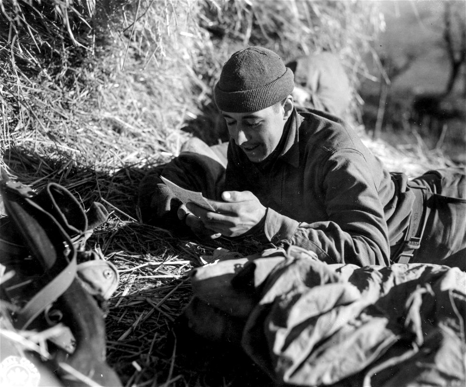 There is a short break in the fighting and mail is delivered.
