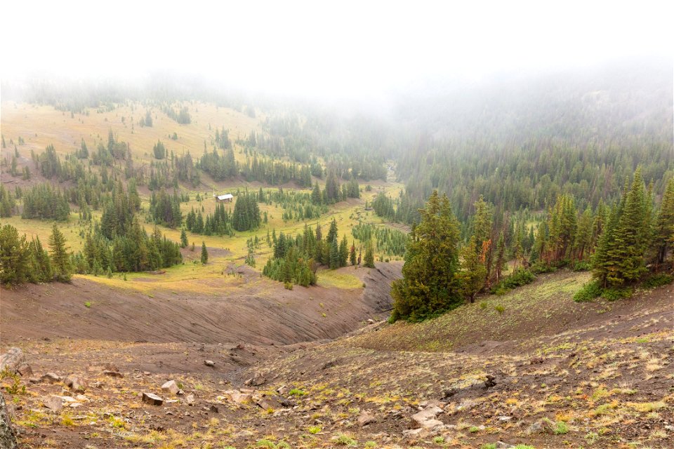 Lamar Mountain Patrol Cabin: view from Lamar Mountain ridge (2)