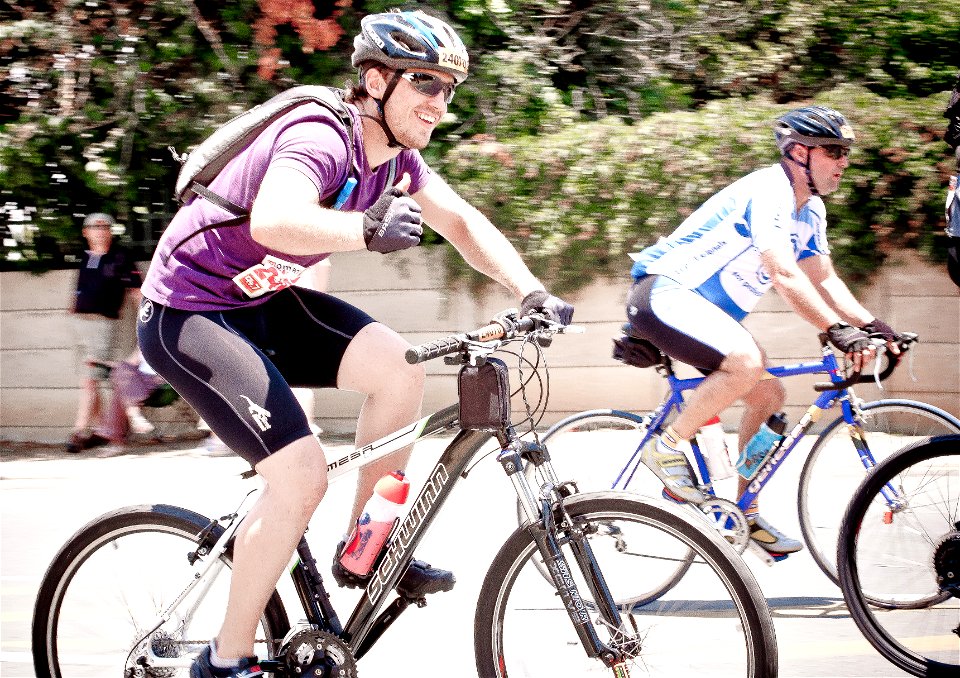 Pan and zoom at 94.7 Cycle Challenge-6