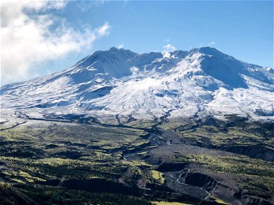 202110-GP-Mount St Helens view from Johnston Ridge by Kristi Cochrane. photo