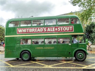 RT 1700 London Bus