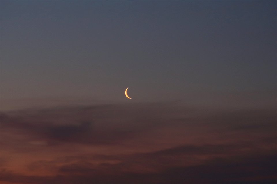 Moonrise_aft-sunset2023_0217_070944