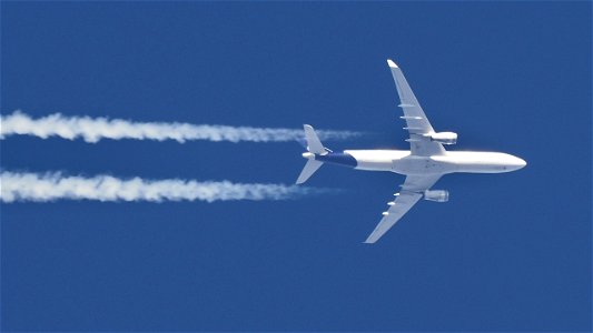 Airbus A330-343 D-AIKO Lufthansa - Frankfurt to Kuwait City (34200 ft.) photo