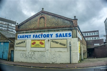 CARPET WAREHOUSE