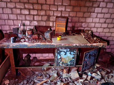 Urbex met Ravenol