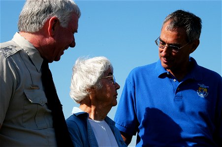 Kevin Brennan Lois Mann & Tom Melius talking photo