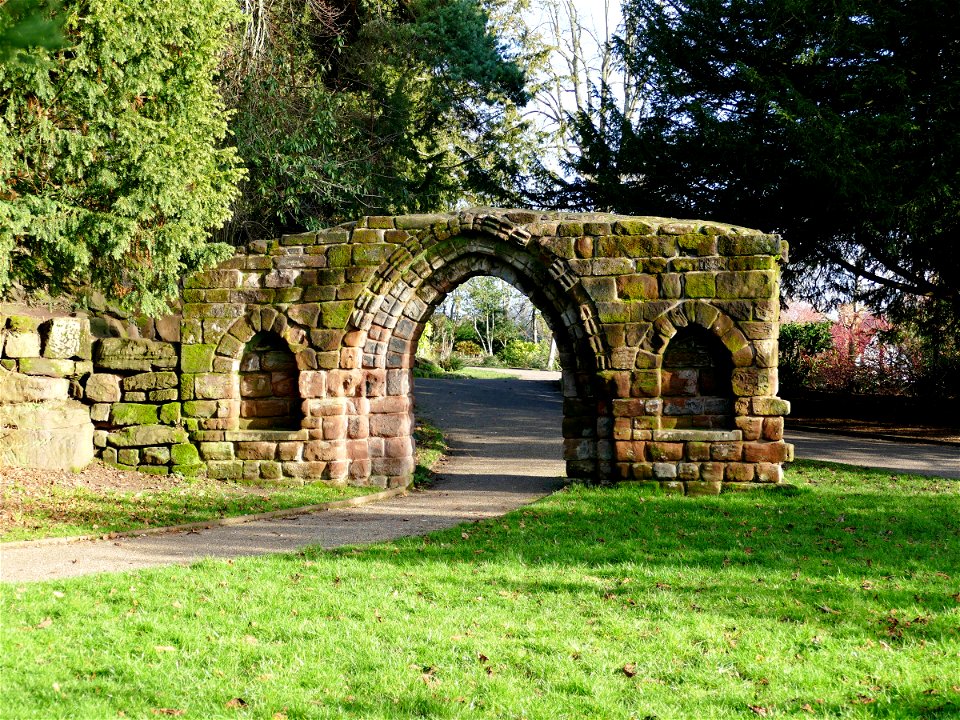Arches in Grosvenor Park Chester
