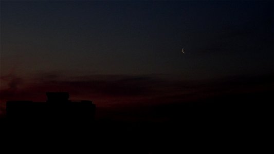 Moonrise_aft-sunset2023_0217_080842 photo