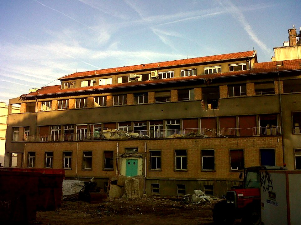 La destruction du batiment Maurice Lamy, Hôpital Necker-Enfants malades, Paris 15e
