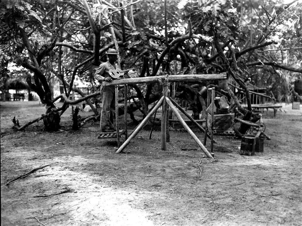 SC 405106 - Improvised scale for weighing rations. Co. G, 24th Inf., Efate, New Hebrides. January, 1943.