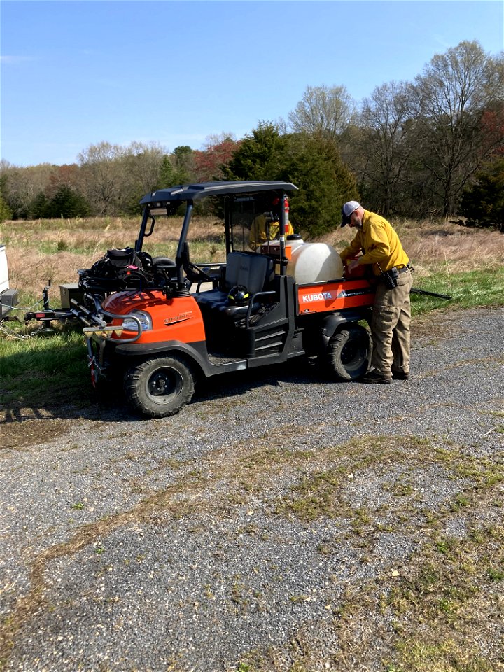 2021 USFWS Fire Employee Photo Contest Category: Interagency