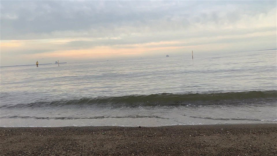 Tokyo Bay in Jonanjima, Ota-ku photo