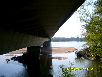200704_0135