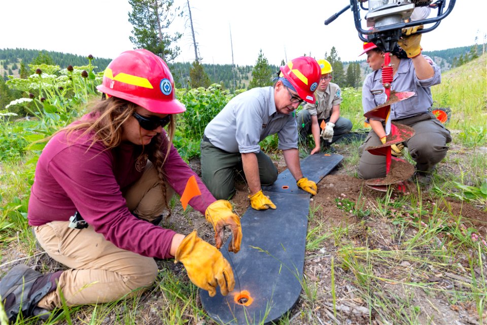 YCC Alpha Crew 2021 Grizzly Lake Trailhead sign install:measuring post holes