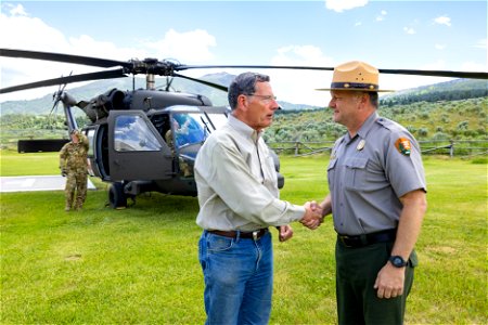 Yellowstone flood event 2022: Cam Sholly welcomes Wyoming Senator Barrasso photo