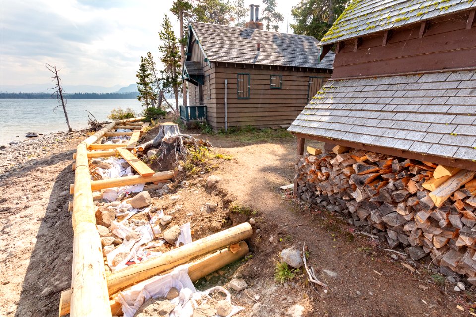 Peale Island Cabin: new retaining wall under construction (2)