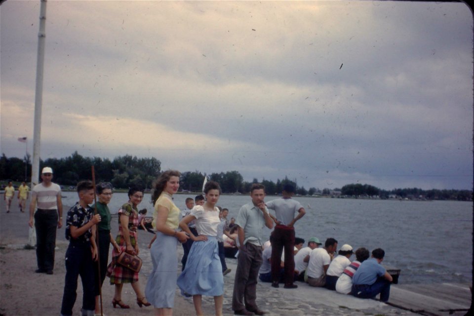 1940s Kodachrome of a family outing.