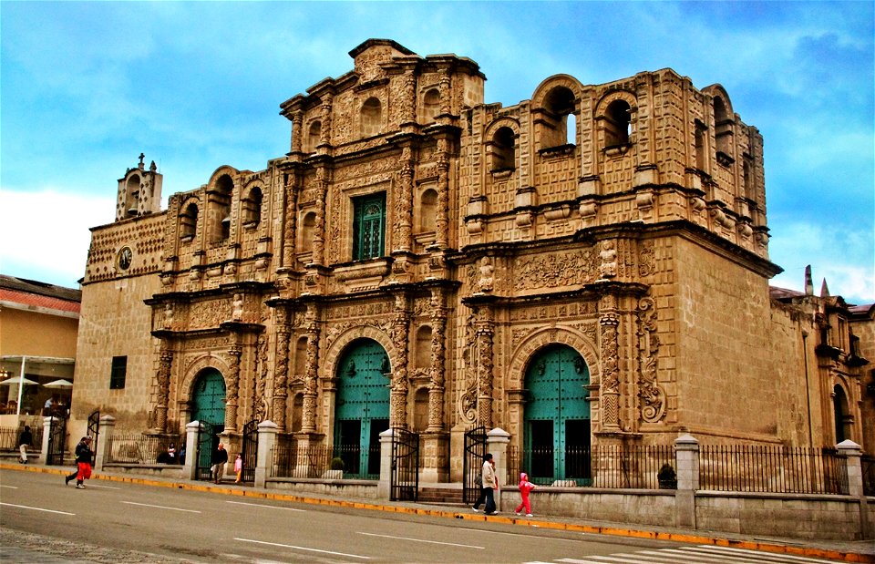 Catedral de Cajamarca, Perú photo