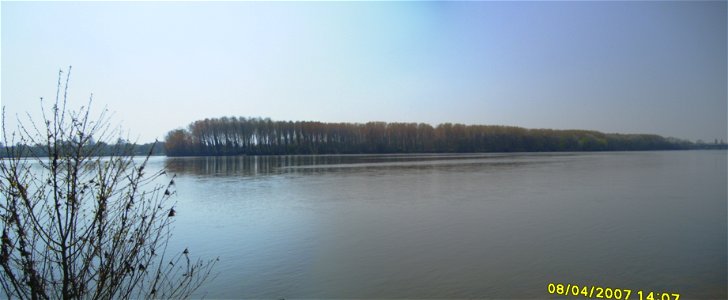 200704_0128 - 200704_0129