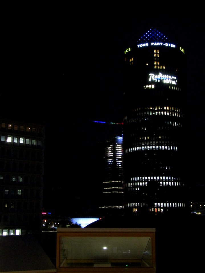202210_0277