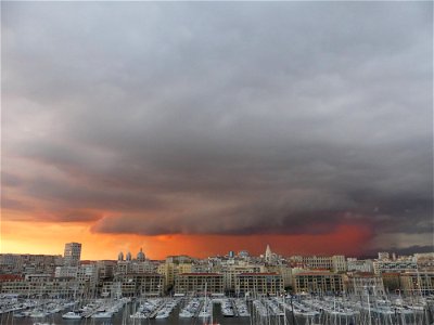 Orage sur le vieux-port