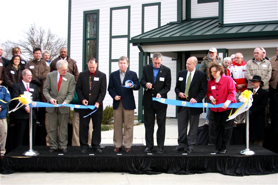 Neosho National Fish Hatchery Ribbon Cutting photo