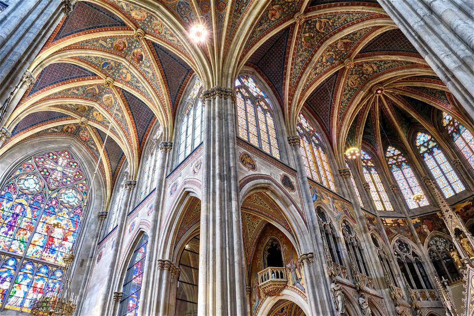 Interior de la Iglesia Votiva de Viena