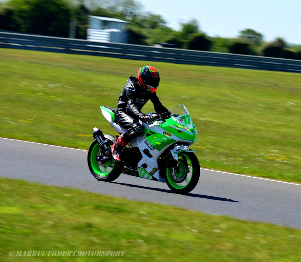 DSC_8699 (2)