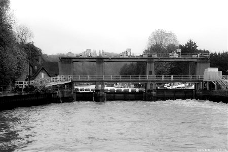 Allington Sluice River Medway. photo