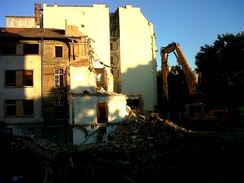 La destruction du batiment Maurice Lamy, Hôpital Necker-Enfants malades, Paris 15e