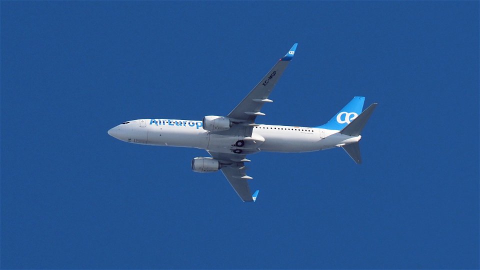 Boeing 737-85P EC-MQP Air Europa to Madrid (12900 ft.) photo