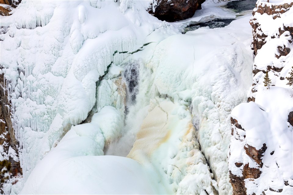 Frozen Upper Falls from Upper Falls Viewpoints