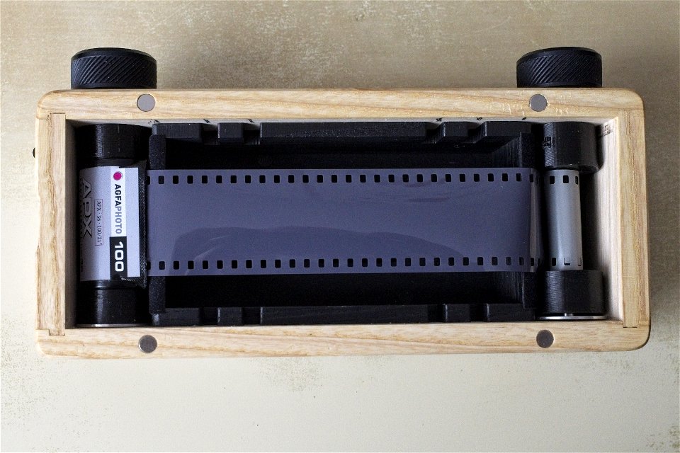 135 Film in 6x12 ONDU Pinhole