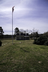 Yorktown Cemetery building at the 2nd siege line in Virginia