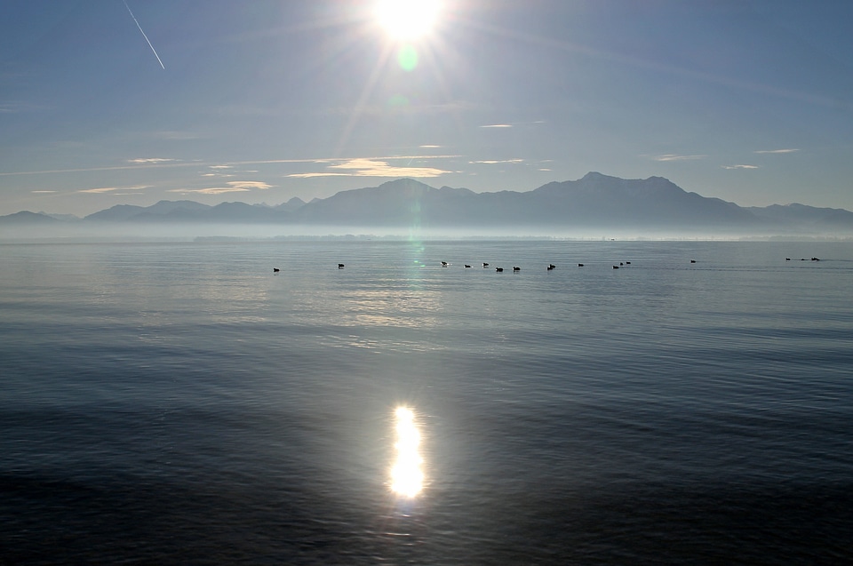 Sunbeam water horizon