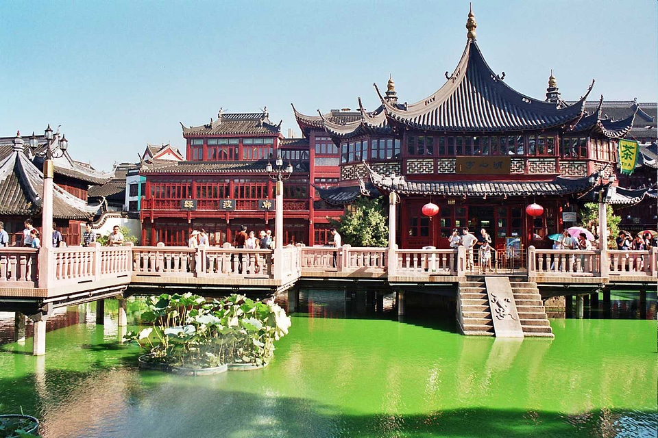 Tea houses near the City God Temple, and the Bridge of Nine Bends in Shanghai, China