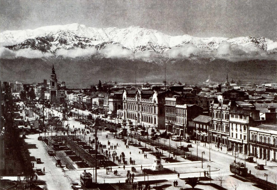 Alameda view of Santiago, Chile in 1930