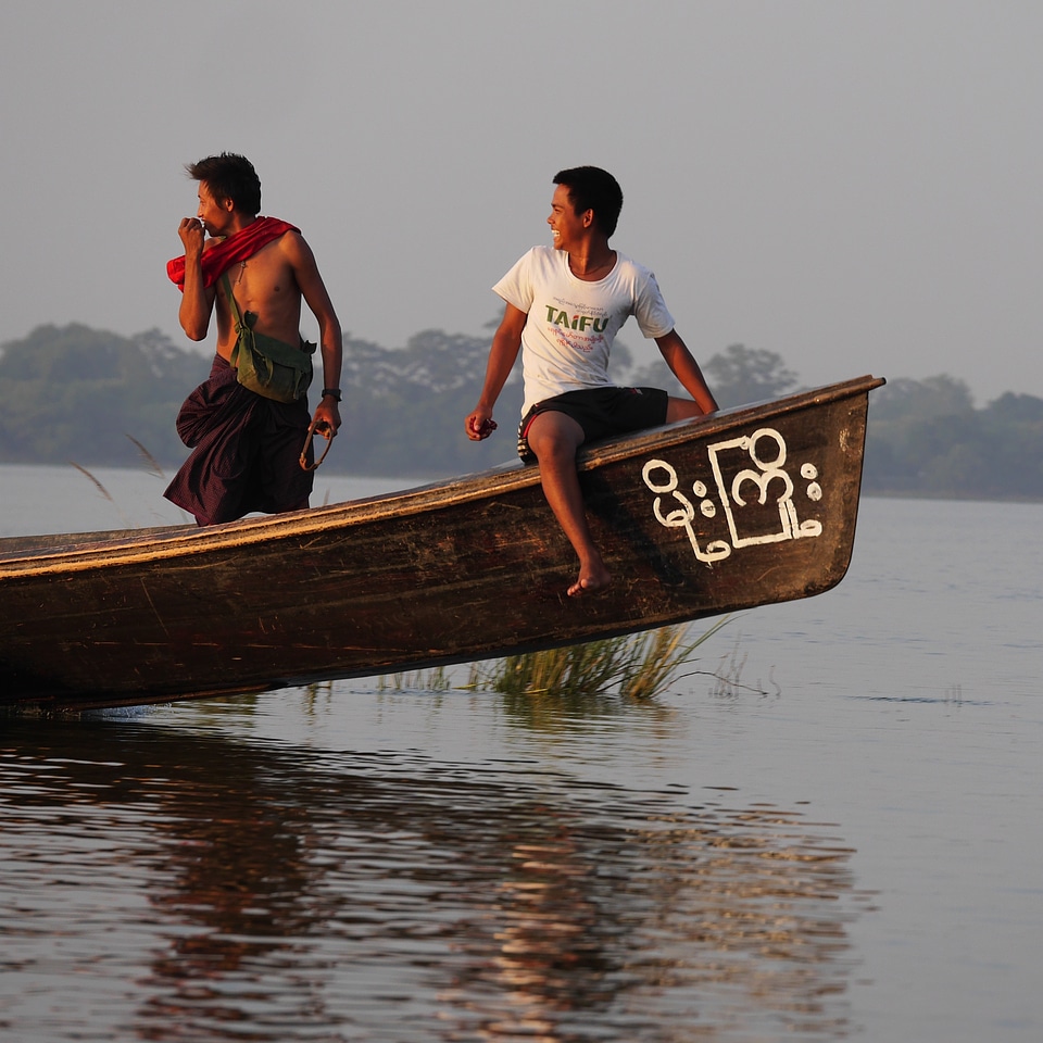 Fisherman fishing boat burma photo