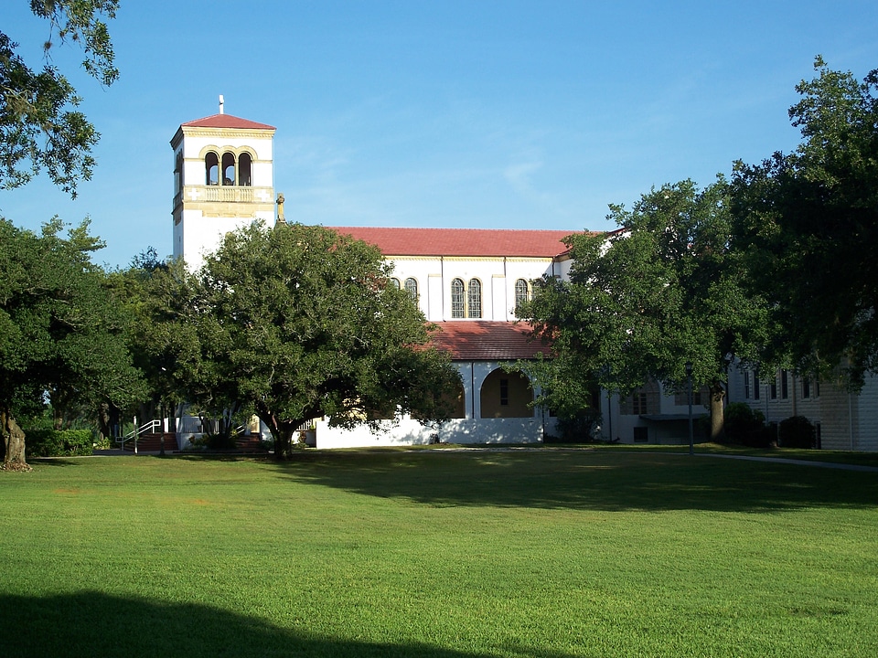Saint Leo Abbey and lawn in Florida