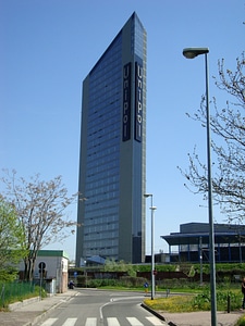 Unipol Tower in Bologna, Italy photo