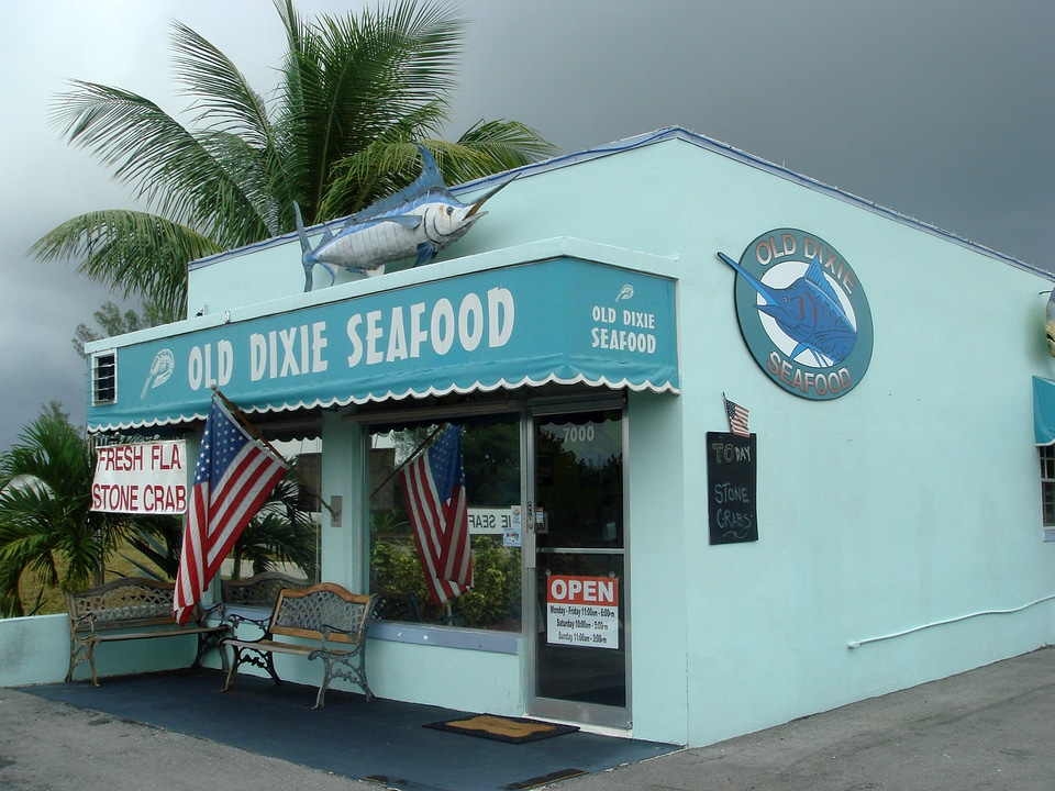 Old Dixie Seafood Market in Boca Raton, Florida