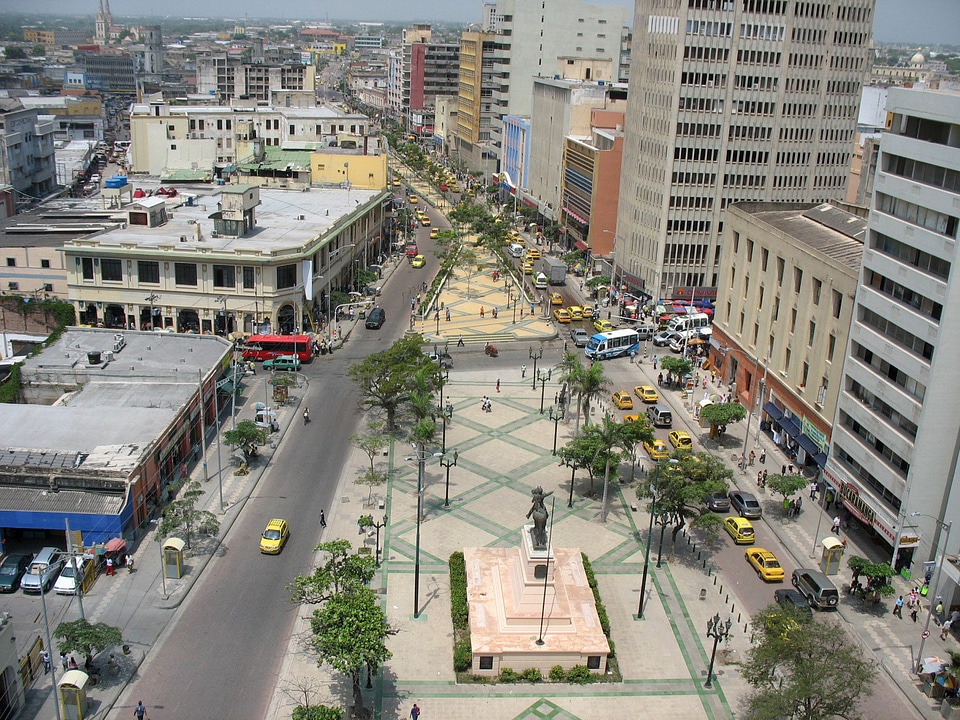 Paseo de Bolívar in Barranquilla, Colombia photo