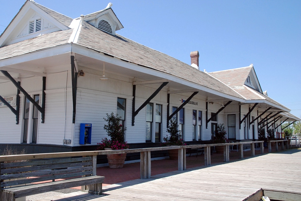 The Pascagoula Art Depot in Mississippi