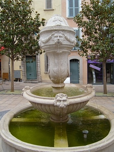 Fontaine de L'Intendance, Place de l'Indendance in Toulon, France photo