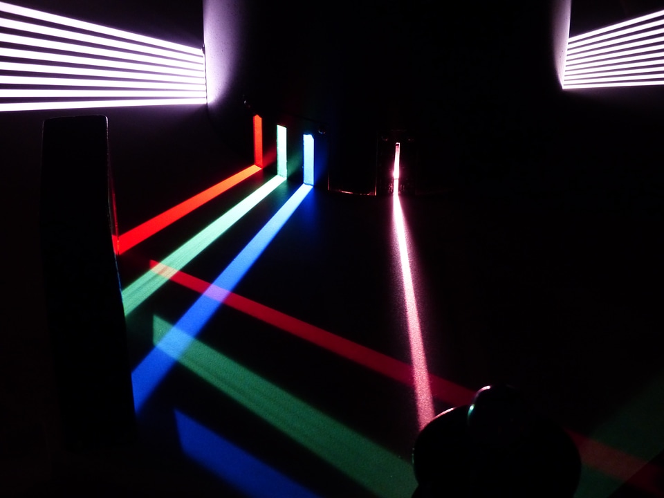 Prism light beam light guide