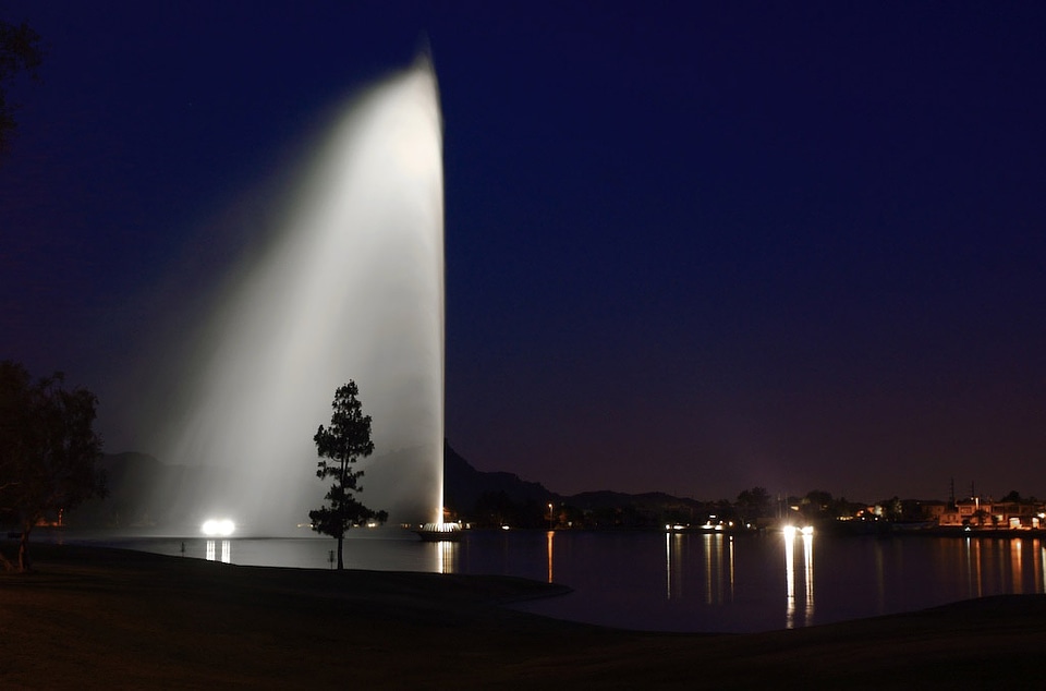 Fountain Hills water spray in Arizona