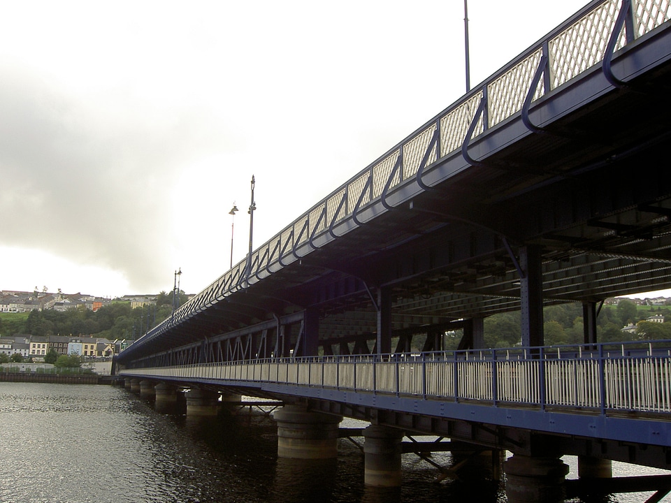 Craigavon Bridge in Derry, Ireland