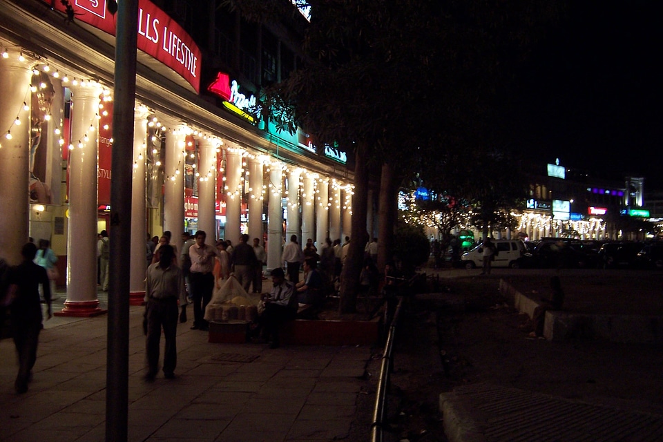 Shops along the innermost Connaught Circle in Delhi, India