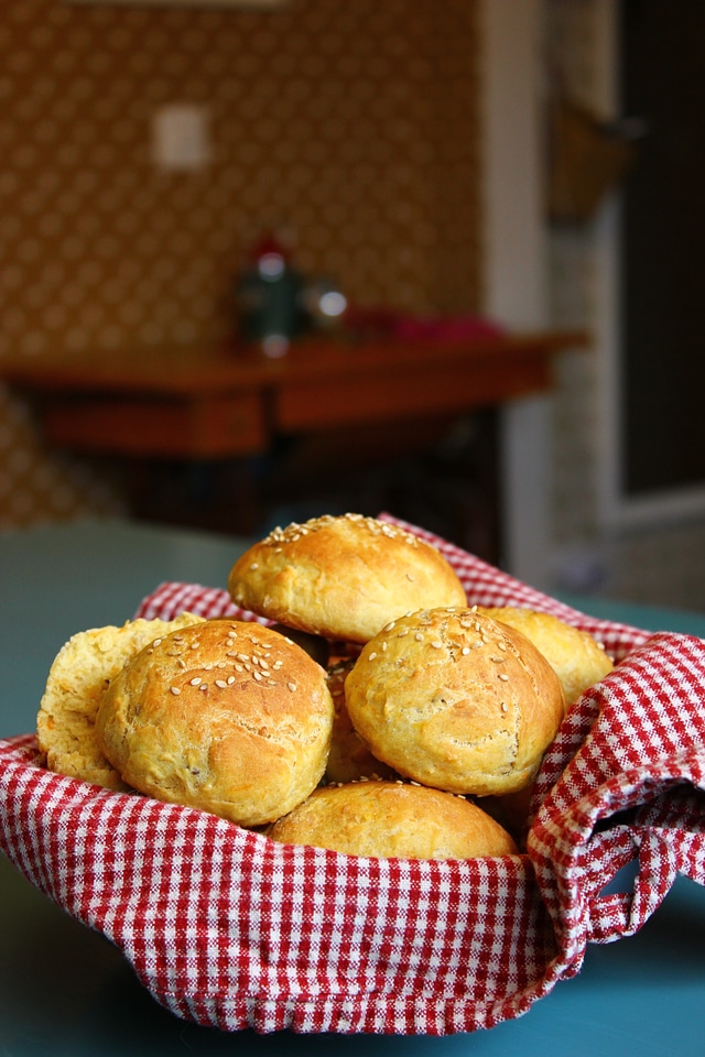 Home baking checkered